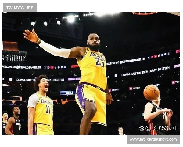 湖人主场对决热火 詹姆斯与戴维斯联手迎战巴特勒